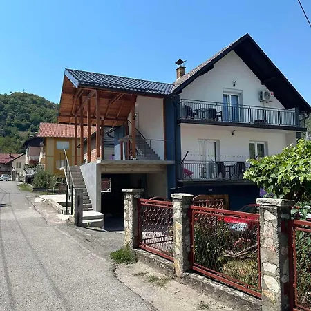 Sunce Bikavac Apartment *