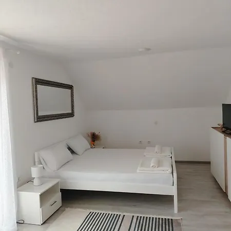 Sunce Bikavac Appartement *